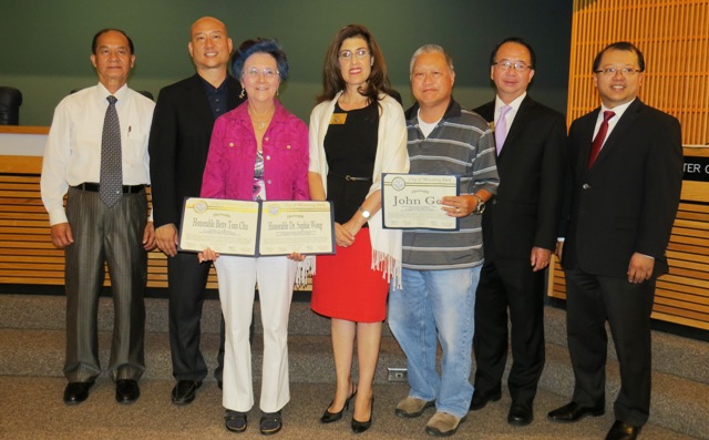 091614 - Betty Tom Chu, Sophie Wong, John Gee